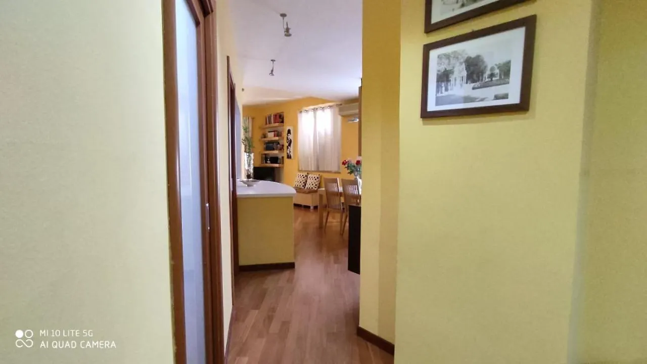 Policlinico Home Palermo Lägenhet